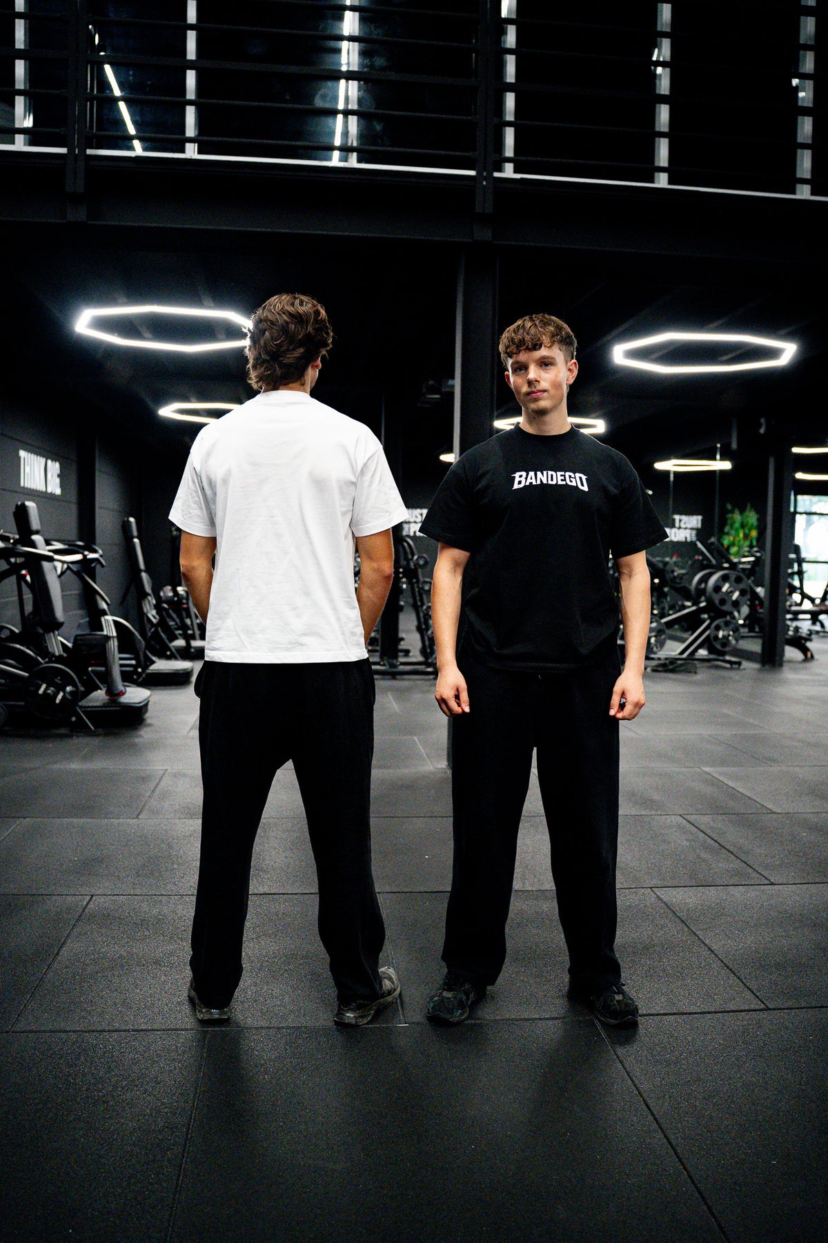 Oversized performance T-shirt - Black