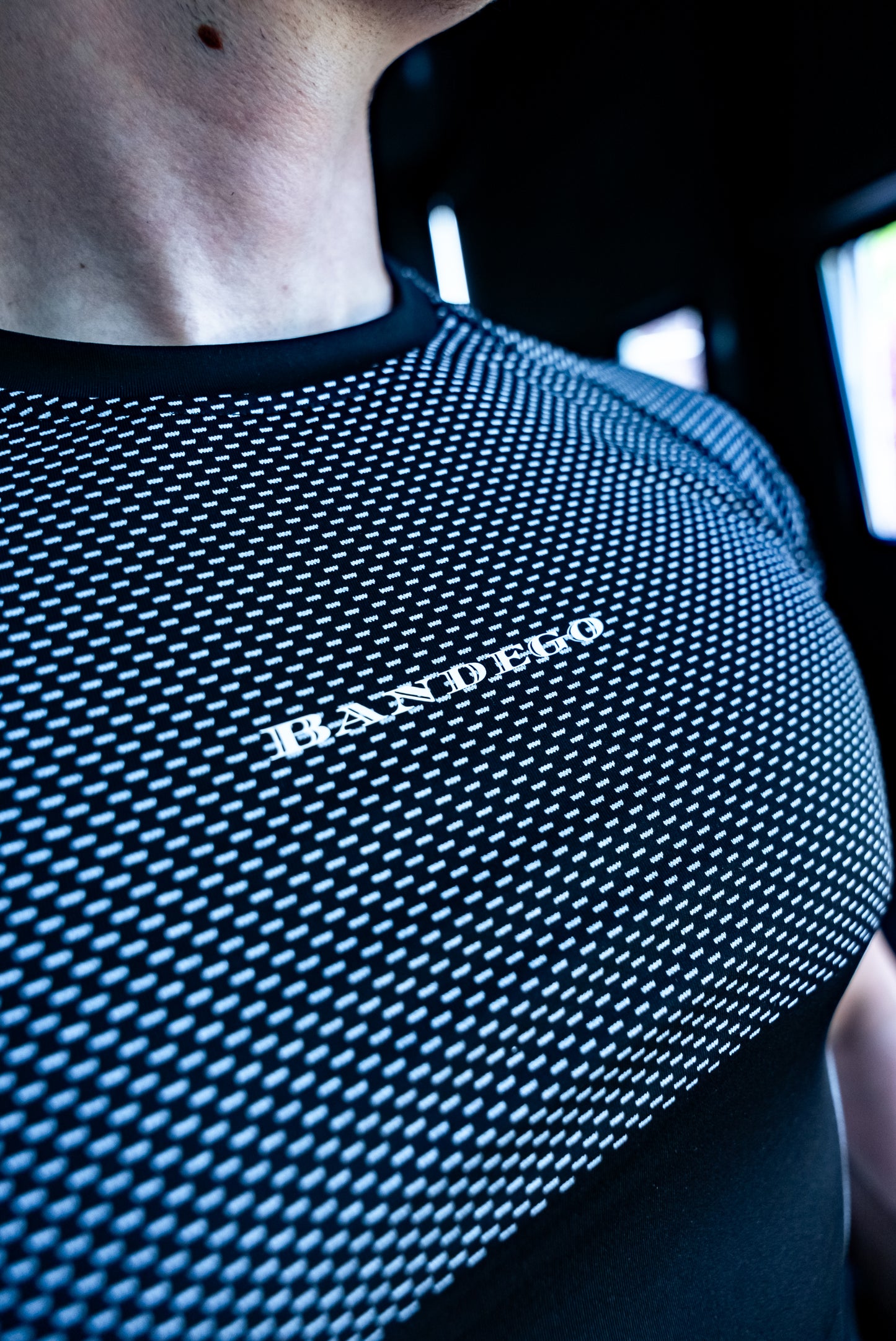 Compression Tee - Black/White